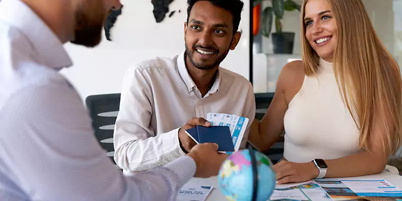 Benefits You Get with Our E2 Visa Support in Russia